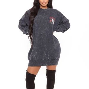 FASHIONOVA Sweatshirt Dress